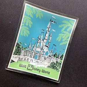 Vintage 1970s Disney ash tray / jewelry dish